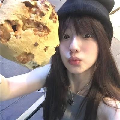 她不当女主很多年